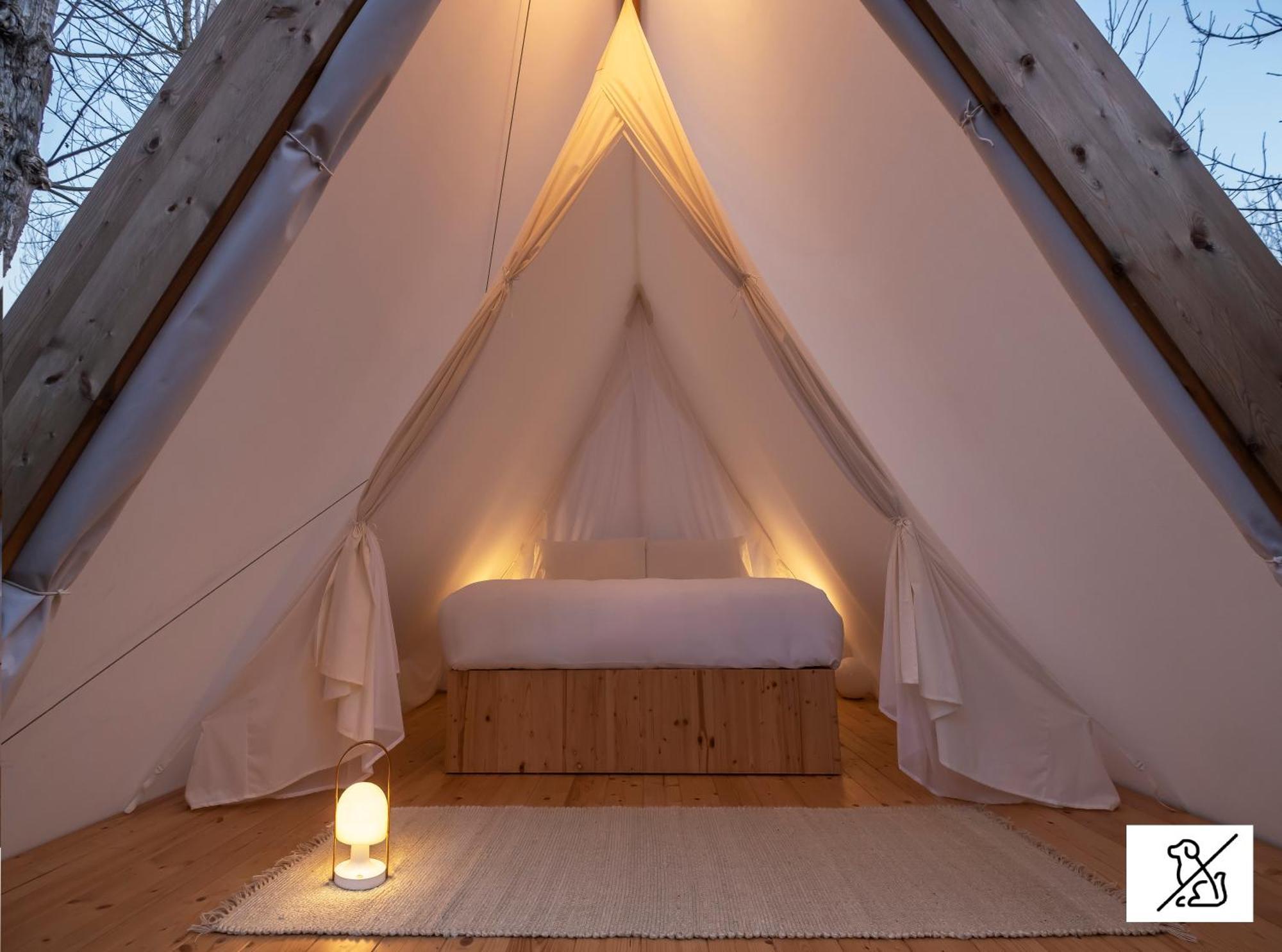 L' Escala Wecamp Cala Montgo酒店 外观 照片