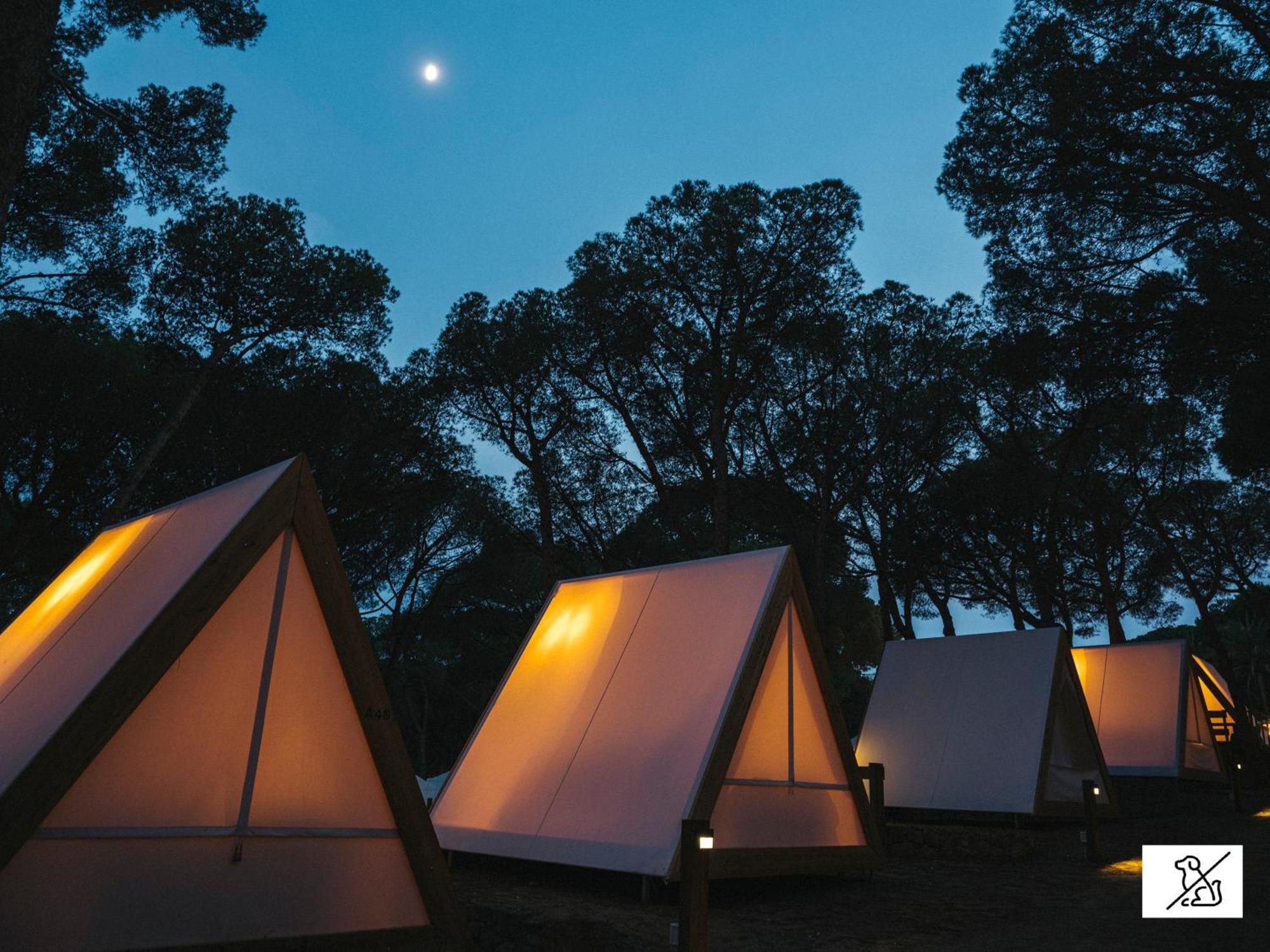 L' Escala Wecamp Cala Montgo酒店 外观 照片