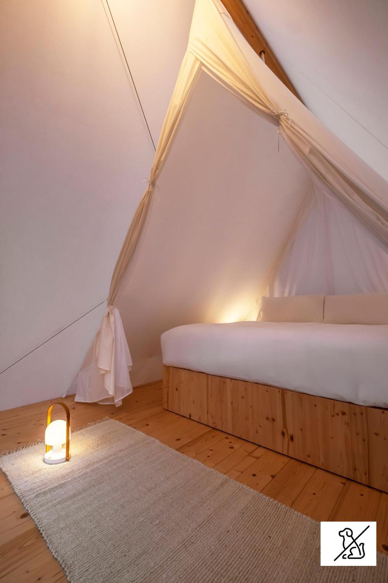 L' Escala Wecamp Cala Montgo酒店 外观 照片